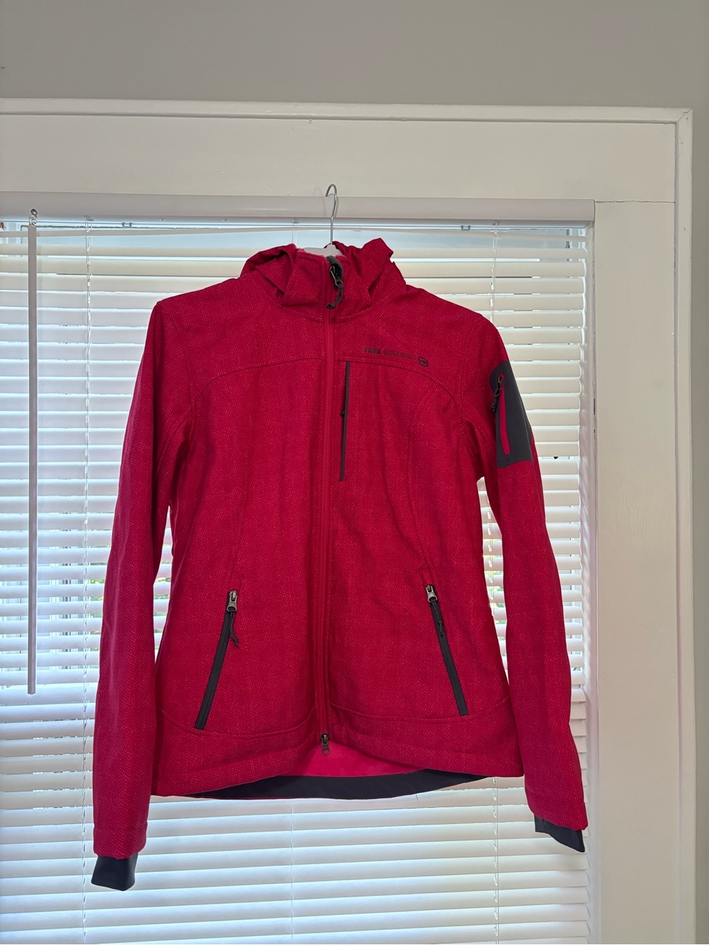 Free Country Women’s Pink Hooded Ski Jacket